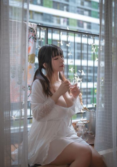 快穿ying娃养成系统h_BD英语完整视频观看